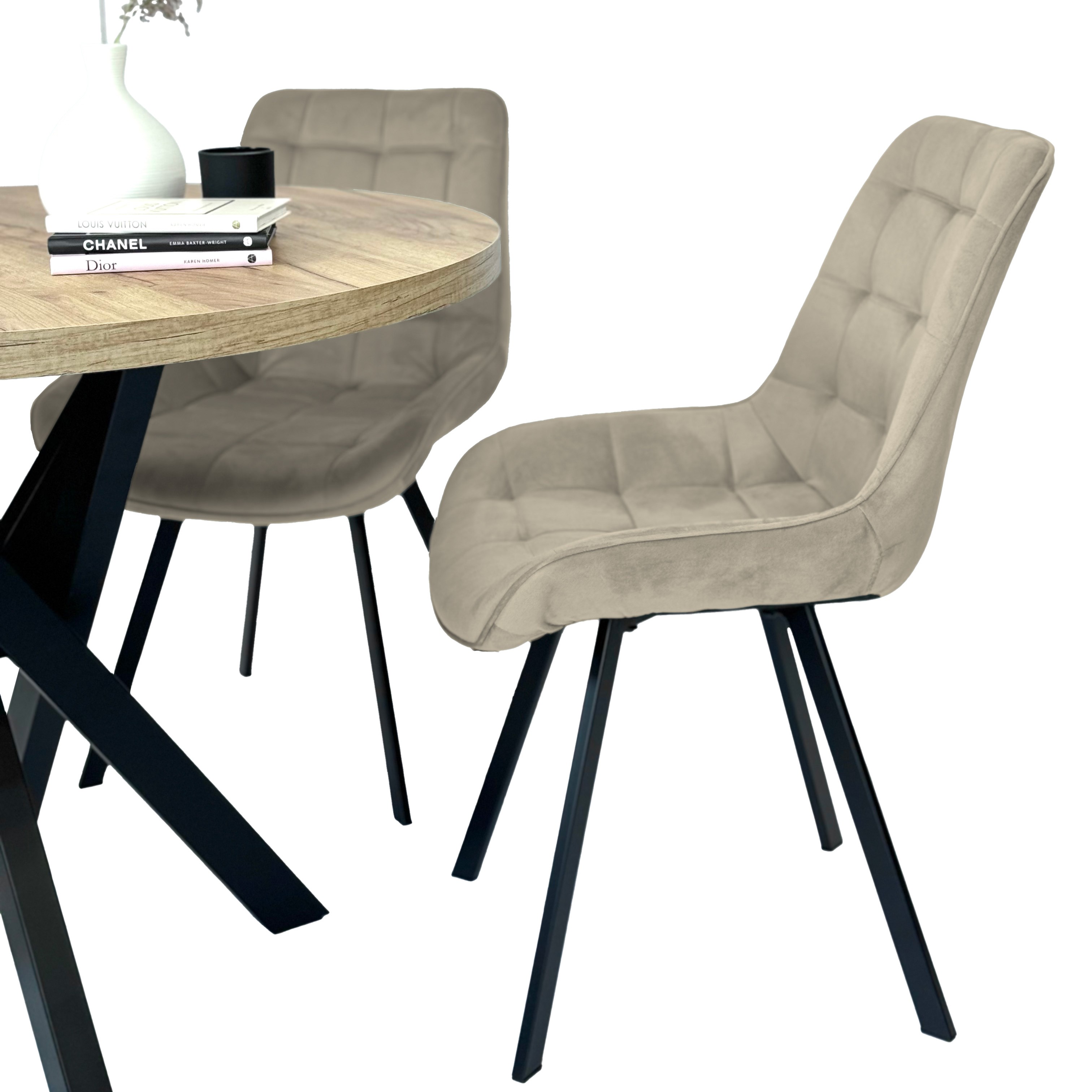 krzesła CORTO w aranżacji przy stole