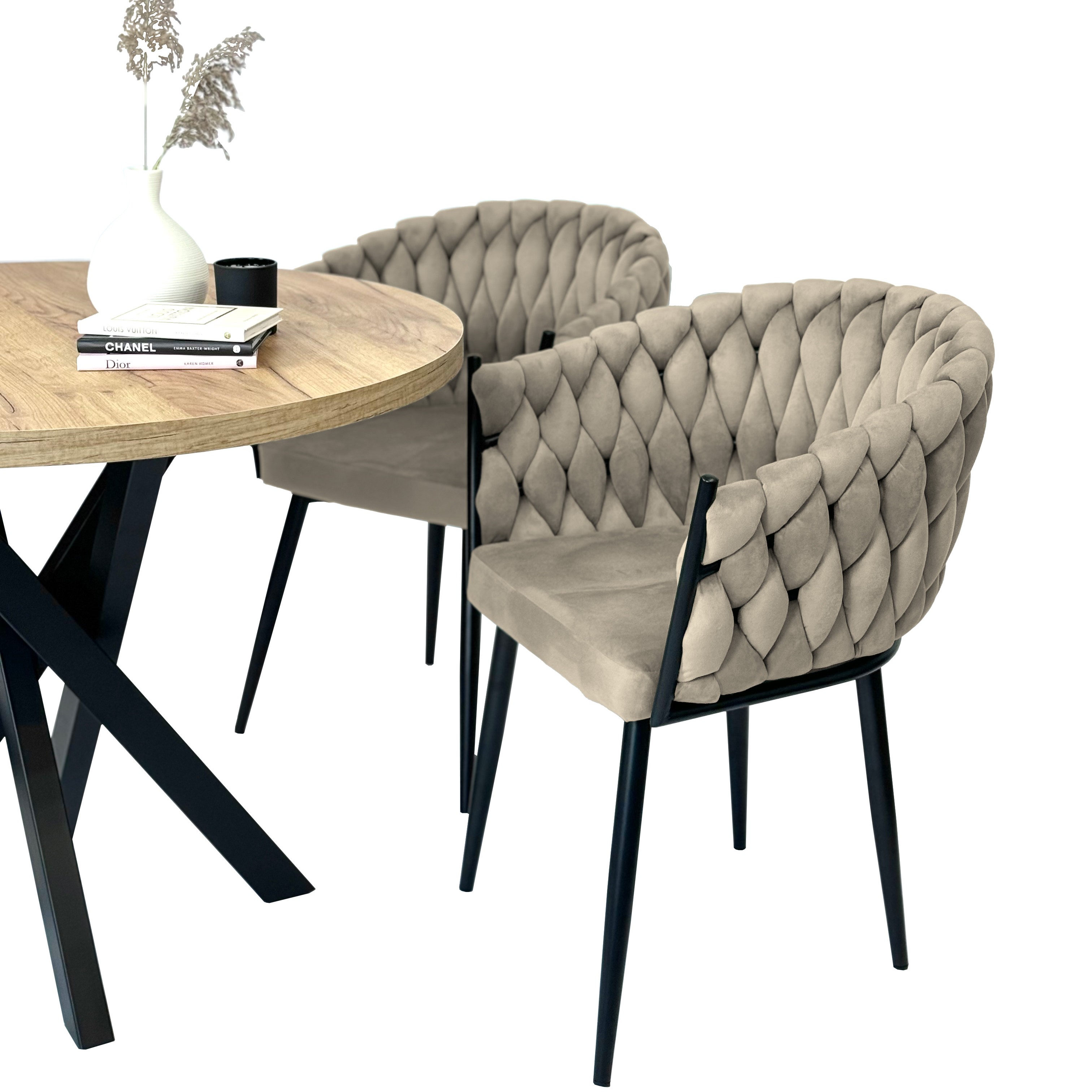 krzesła VERDO w aranżacji przy stole